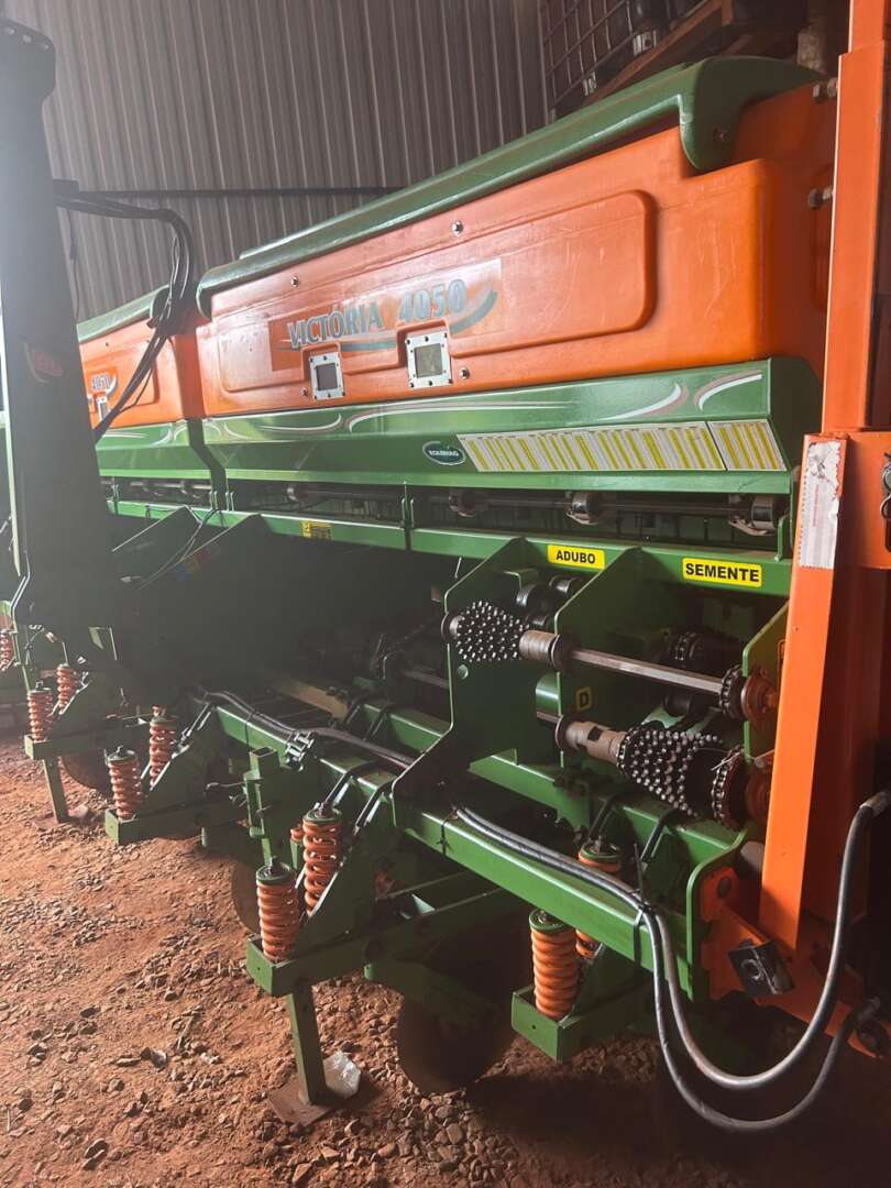 PLANTADEIRA STARA VICTORIA 4050 ANO 2014 de Auto Máquinas Palotina no Paraná