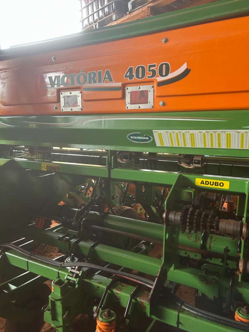 PLANTADEIRA STARA VICTORIA 4050 ANO 2014 de Auto Máquinas Palotina no Paraná