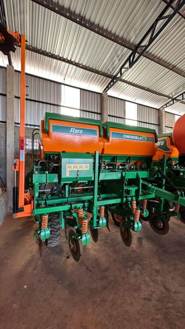 PLANTADEIRA STARA CINDERELA 13 ANO 2022 de Auto Máquinas Palotina no Paraná