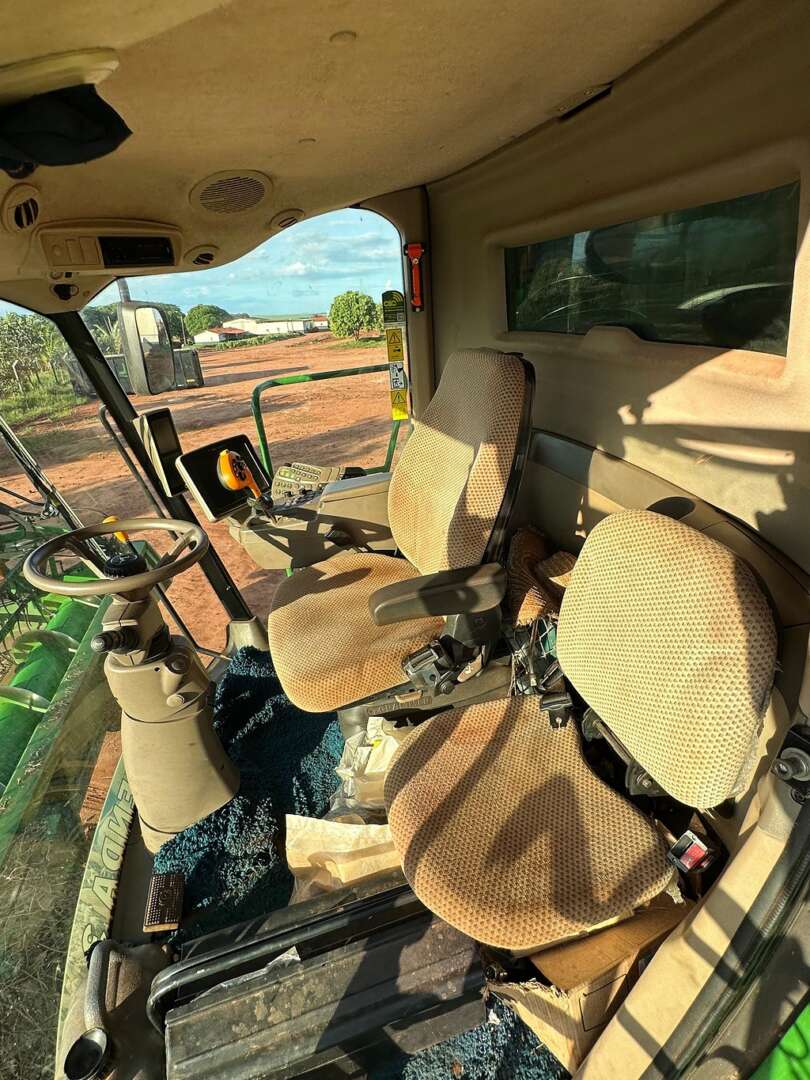 COLHEITADEIRA JONH DEERE JOHN DEERE S550 ANO 2017 de Auto Máquinas Palotina no Paraná