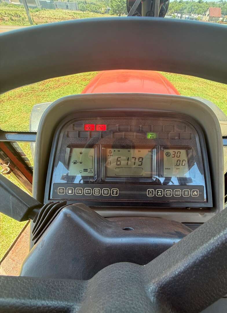 TRATOR CASE MAXXUM 135 ANO 2011 de Auto Máquinas Palotina no Paraná