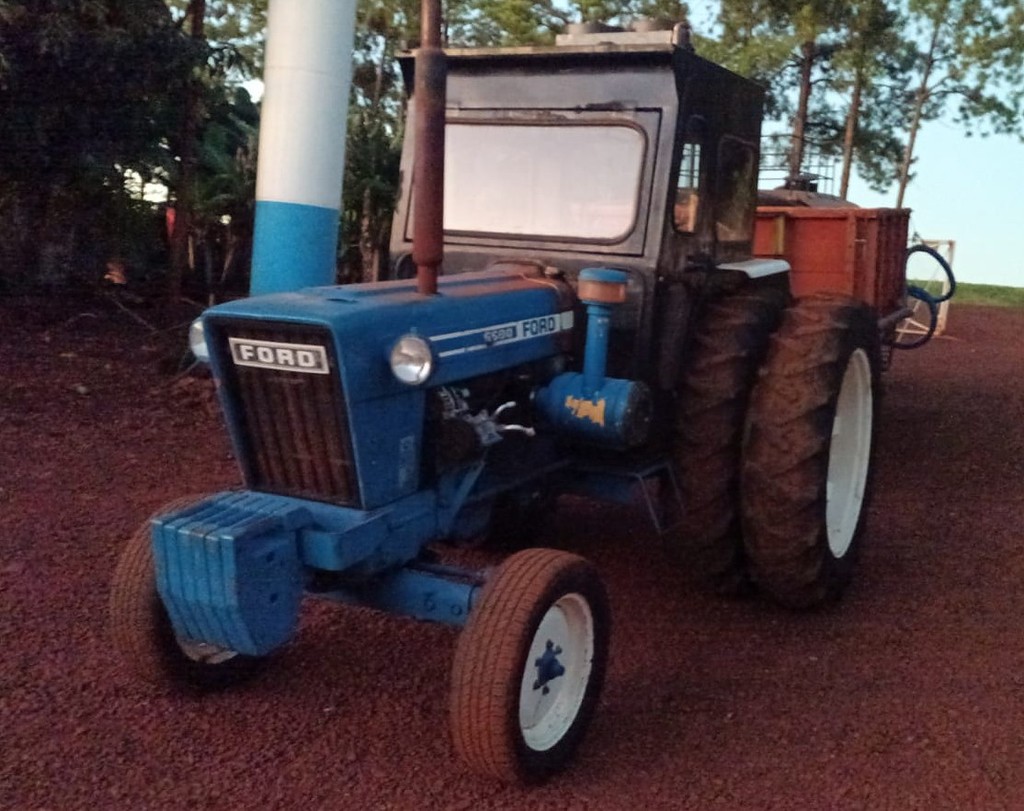 TRATOR FORD FORD 6600 ANO 1984 de Auto Máquinas Palotina no Paraná