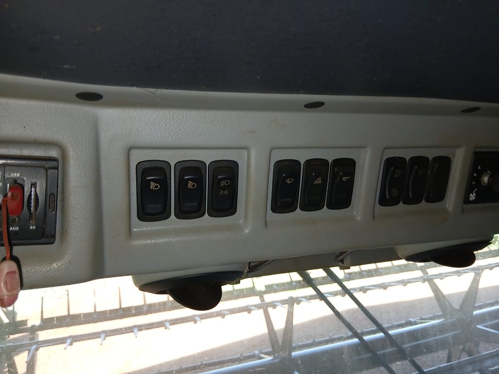 COLHEITADEIRA MASSEY FERGUSON MF 6690 ANO 2018 de Auto Máquinas Palotina no Paraná