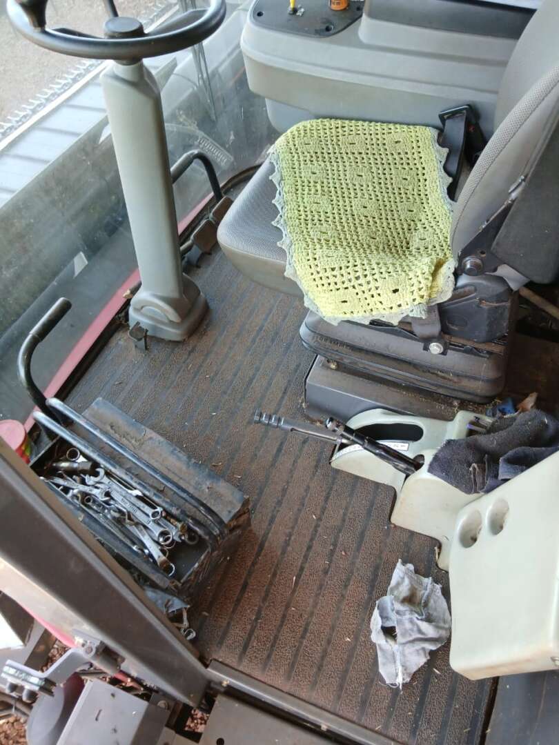 COLHEITADEIRA MASSEY FERGUSON MF 6690 ANO 2018 de Auto Máquinas Palotina no Paraná