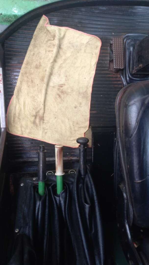 COLHEITADEIRA JONH DEERE JOHN DEERE 1175 ANO 2010 de Auto Máquinas Palotina no Paraná