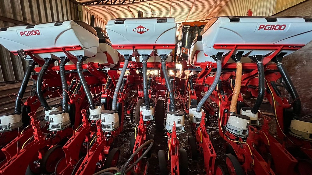 PLANTADEIRA KUHN PDM PG FLEX 1100 ANO 2017 de Auto Máquinas Palotina no Paraná