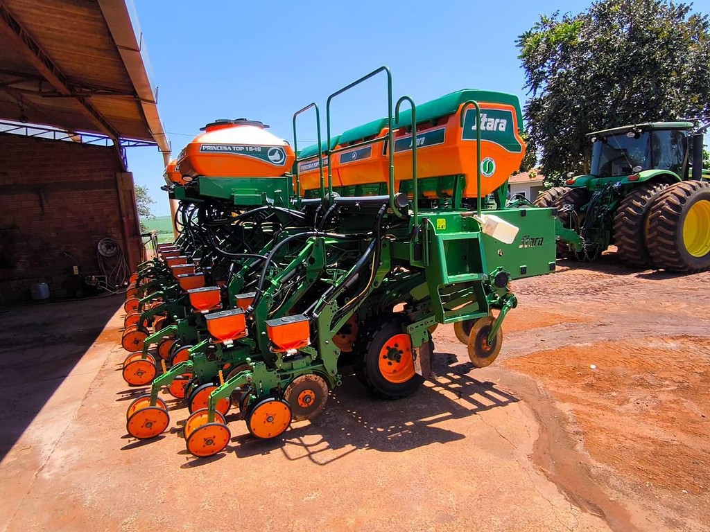 PLANTADEIRA STARA PRINCESA TOP 16-18 ANO 2016 de Auto Máquinas Palotina no Paraná