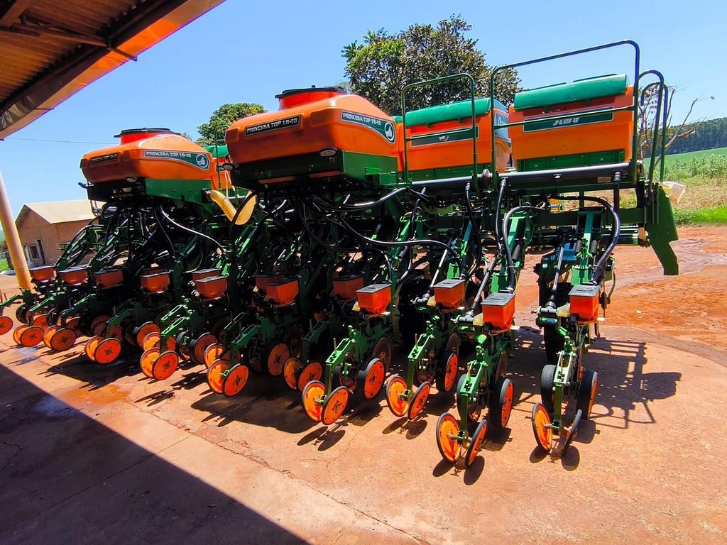 PLANTADEIRA STARA PRINCESA TOP 16-18 ANO 2016 de Auto Máquinas Palotina no Paraná