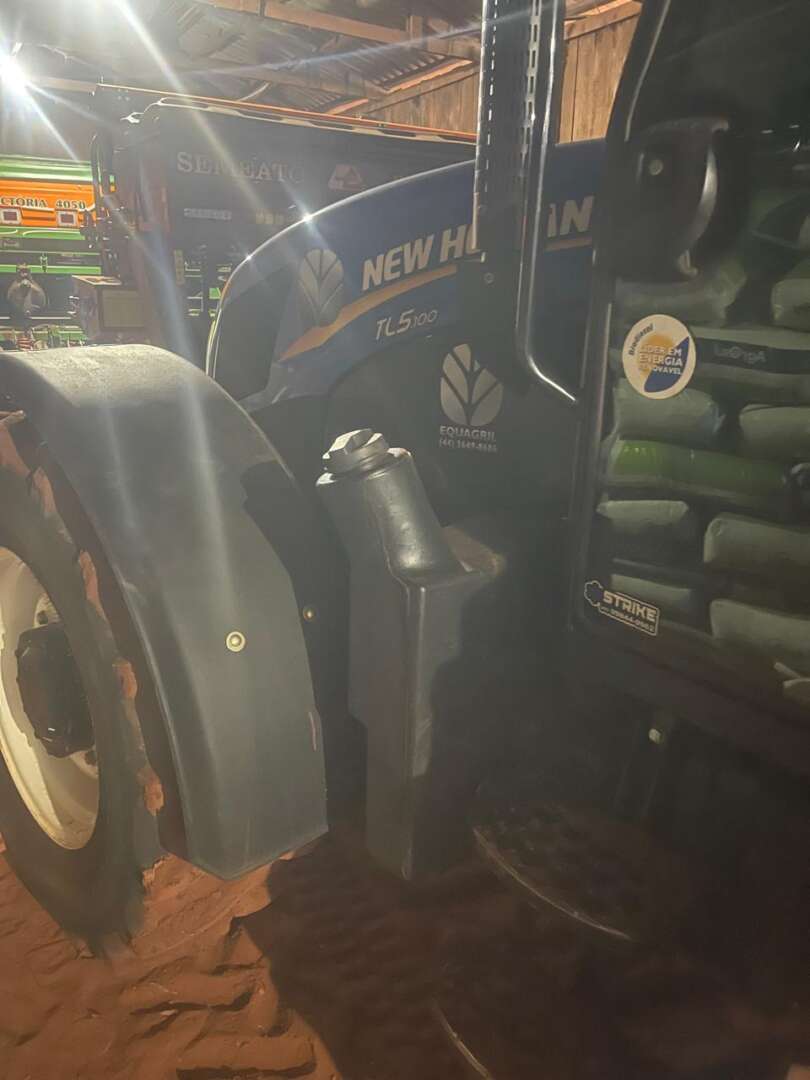TRATOR NEW HOLLAND NEW TL5.100 ANO 2025 de Auto Máquinas Palotina no Paraná