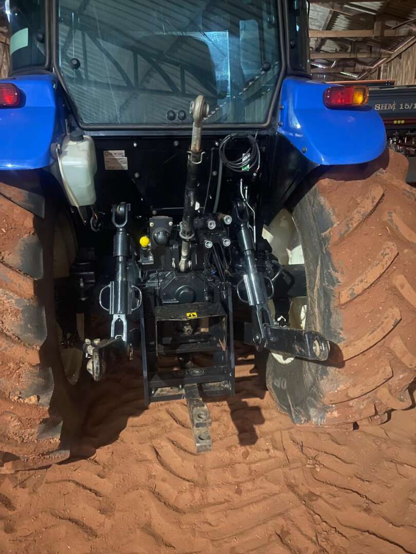 TRATOR NEW HOLLAND NEW TL5.100 ANO 2025 de Auto Máquinas Palotina no Paraná