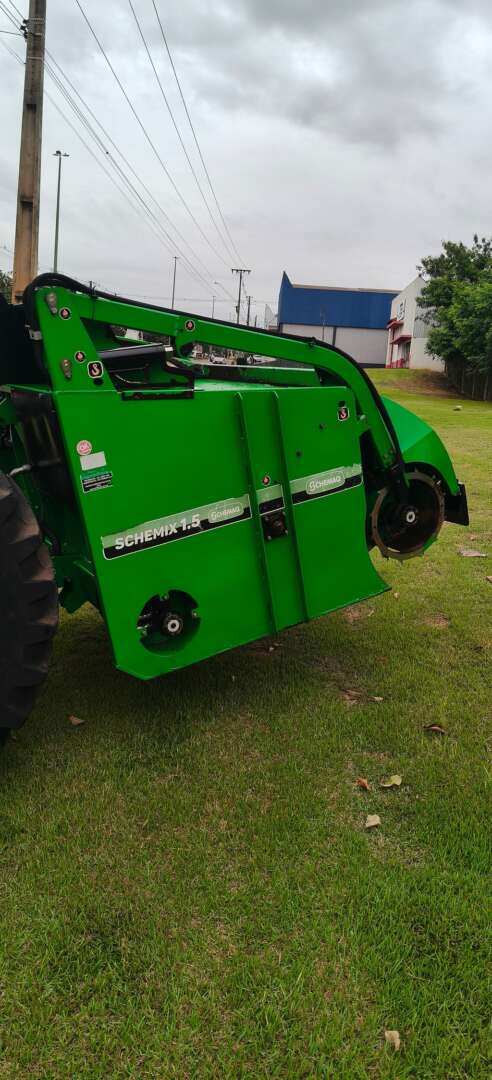 IMPLEMENTOS AGRICOLAS DESENSILADEIRA DESENSILADEIRA ANO 2021 de Auto Máquinas Palotina no Paraná