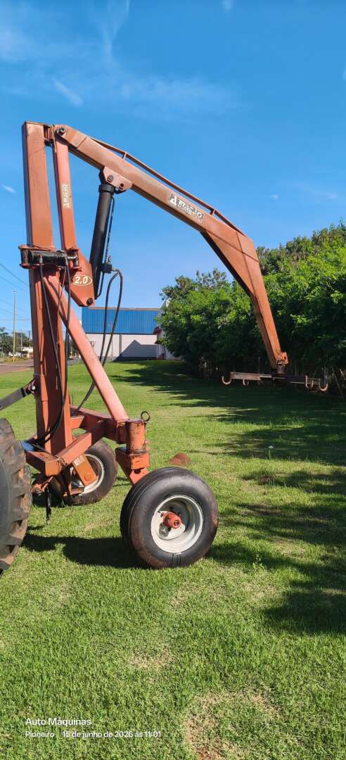 IMPLEMENTOS AGRICOLAS GUINCHO BIG BAG GUINCHO 2000 Kg ANO 2015 de Auto Máquinas Palotina no Paraná