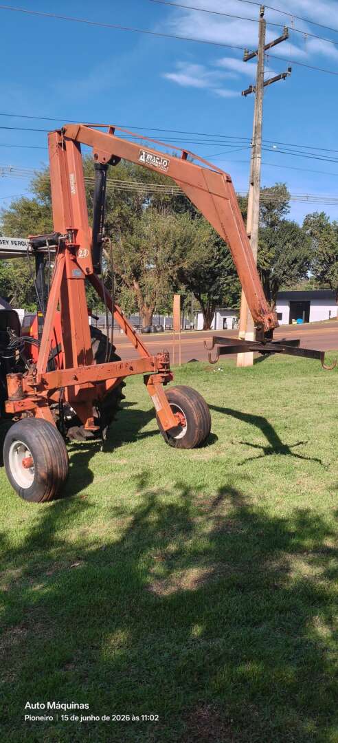 IMPLEMENTOS AGRICOLAS GUINCHO BIG BAG GUINCHO 2000 Kg ANO 2015 de Auto Máquinas Palotina no Paraná