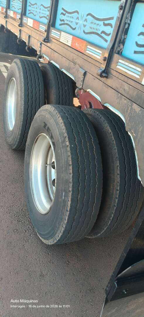 Caminhão MERCEDES BENZ MB 1513 Graneleiro ANO 1987 de Auto Máquinas Palotina no Paraná