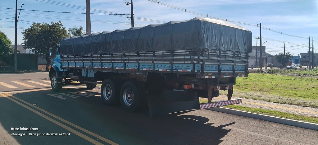 Caminhão MERCEDES BENZ MB 1513 Graneleiro ANO 1987 de Auto Máquinas Palotina no Paraná