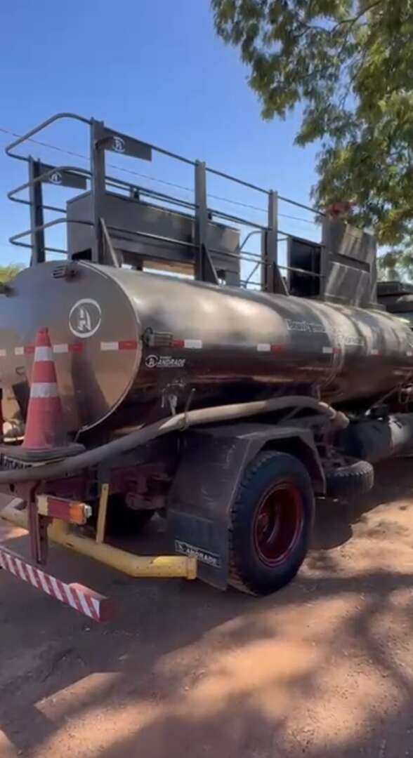 Caminhão MERCEDES BENZ MB 1114 Bombeiro ANO 1988 de Auto Máquinas Palotina no Paraná