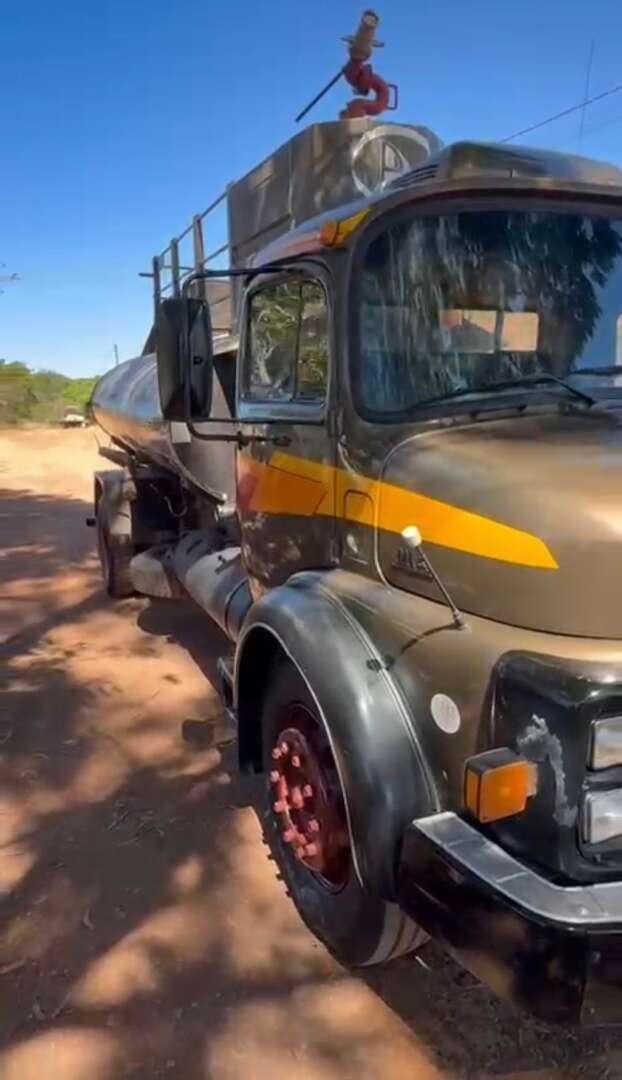 Caminhão MERCEDES BENZ MB 1114 Bombeiro ANO 1988 de Auto Máquinas Palotina no Paraná