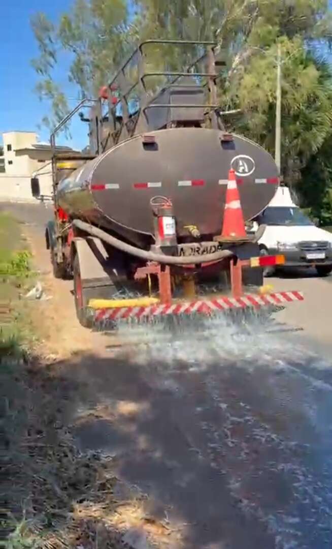 Caminhão MERCEDES BENZ MB 1114 Bombeiro ANO 1988 de Auto Máquinas Palotina no Paraná