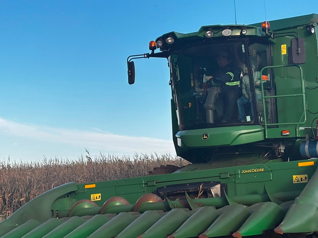 PLATAFORMA COLHEITADEIRA JOHN DEERE JOHN DEERE 611C ANO 2018 de Auto Máquinas Palotina no Paraná