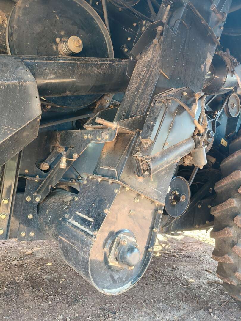 COLHEITADEIRA NEW HOLLAND CR 5080 ANO 2013 de Auto Máquinas Palotina no Paraná