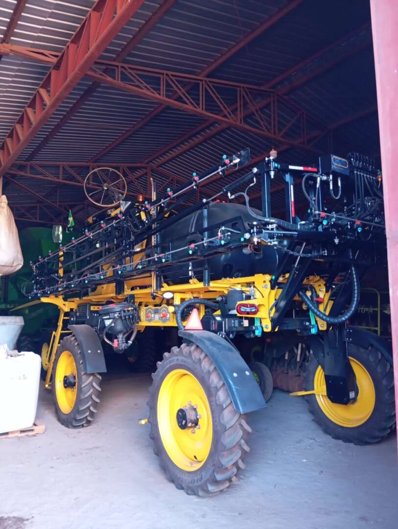 PULVERIZADOR KS PULVERIZADOR AUTOPROPELIDO STARKER ANO 2025 de Auto Máquinas Palotina no Paraná