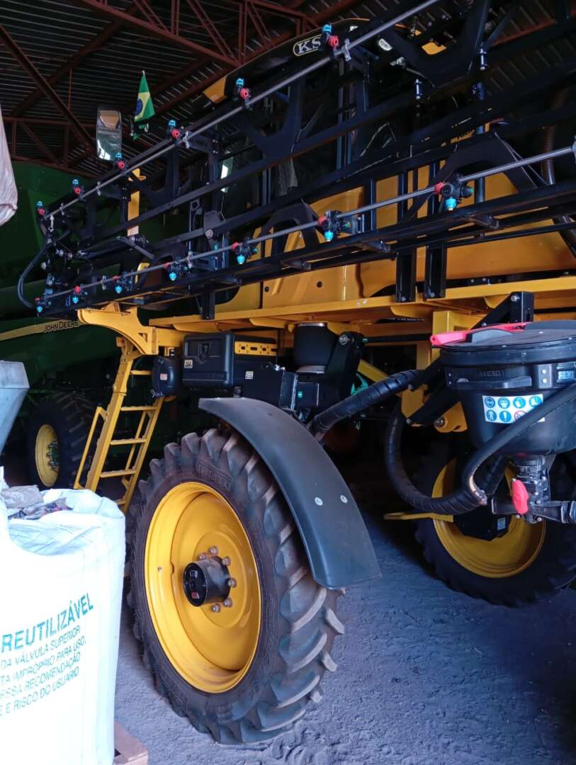 PULVERIZADOR KS PULVERIZADOR AUTOPROPELIDO STARKER ANO 2025 de Auto Máquinas Palotina no Paraná