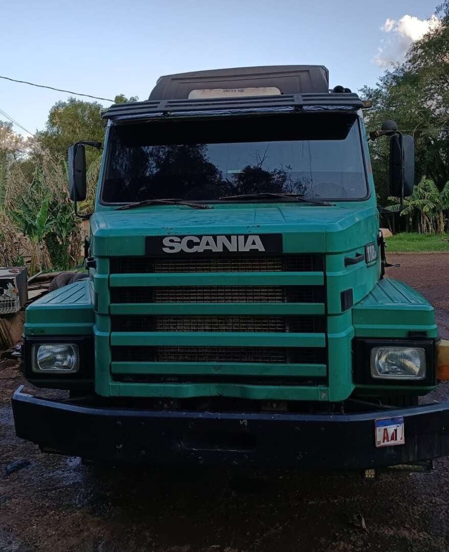 Caminhão SCANIA 112 360 Caçamba Basculante ANO 1989 de Auto Máquinas Palotina no Paraná