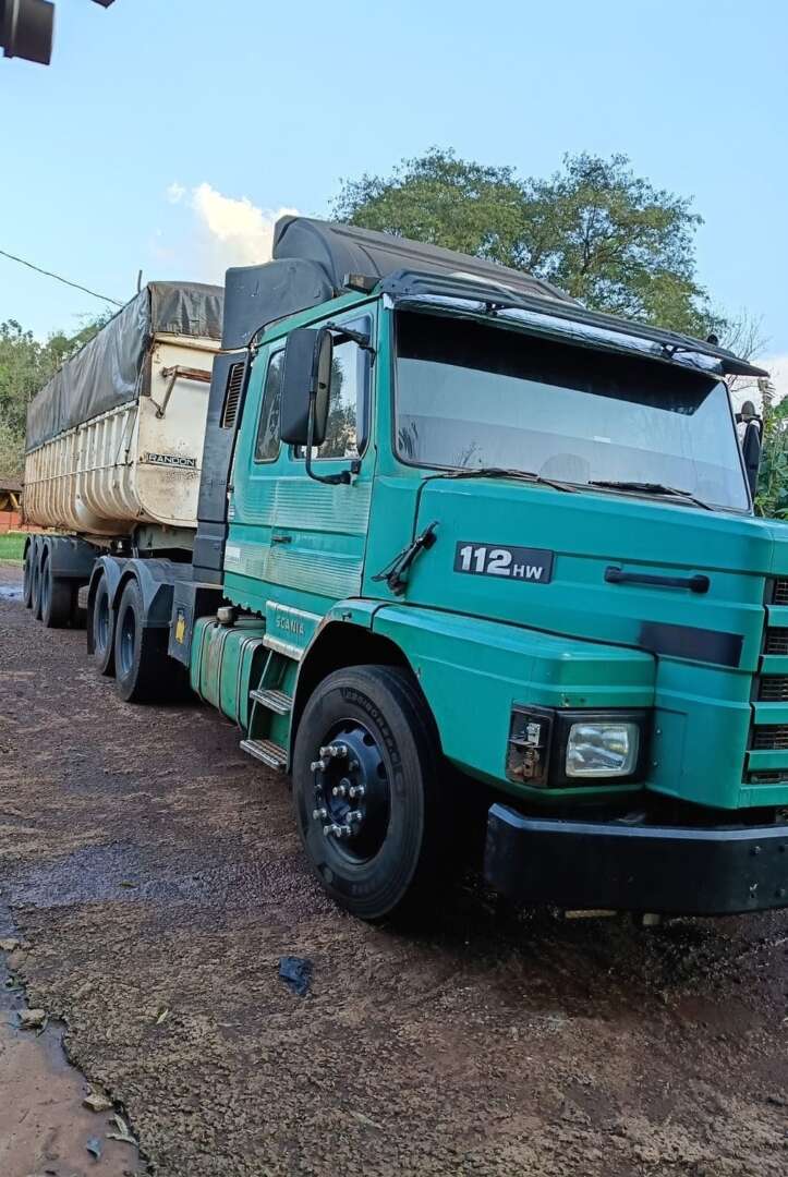 Caminhão SCANIA 112 360 Caçamba Basculante ANO 1989 de Auto Máquinas Palotina no Paraná