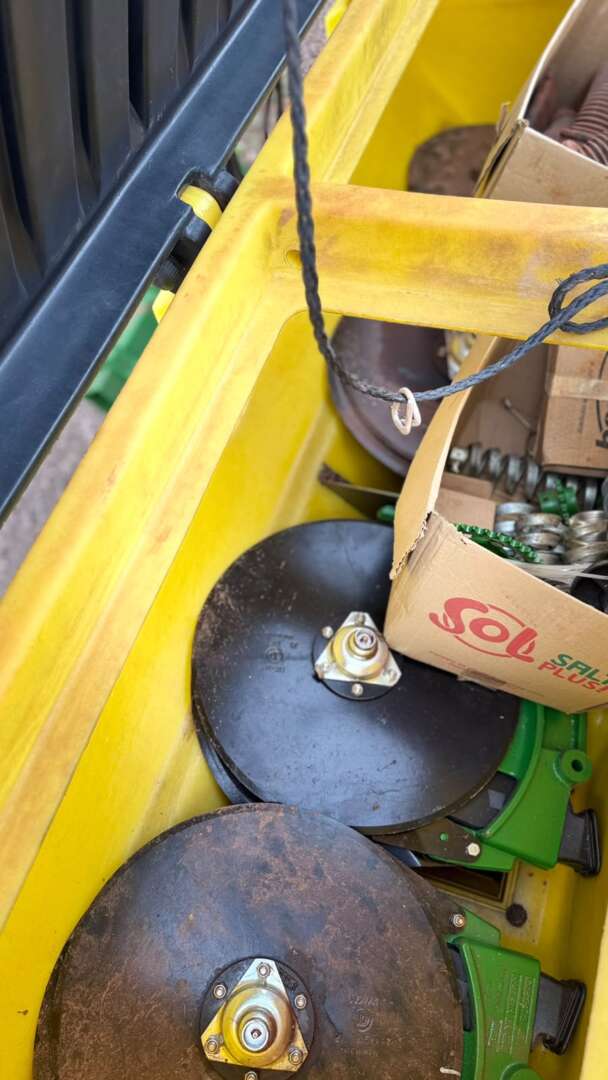 PLANTADEIRA JOHN DEERE PLANTADEIRAS 1109 ANO 2019 de Auto Máquinas Palotina no Paraná
