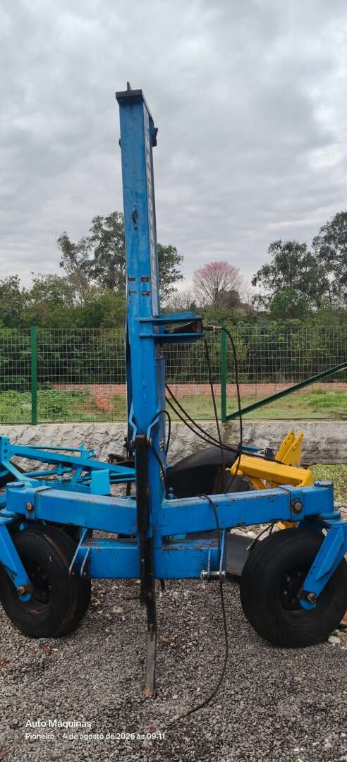 IMPLEMENTOS AGRICOLAS GUINCHO BIG BAG GUINCHO 1500 Kg ANO 2015 de Auto Máquinas Palotina no Paraná