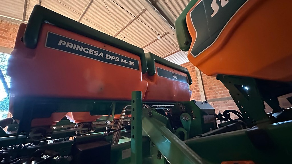 PLANTADEIRA STARA PRINCESA 14-16 ANO 2022 de Auto Máquinas Palotina no Paraná