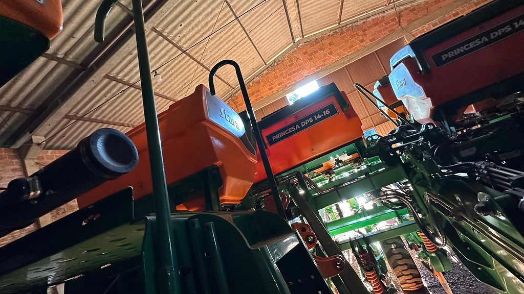 PLANTADEIRA STARA PRINCESA 14-16 ANO 2022 de Auto Máquinas Palotina no Paraná