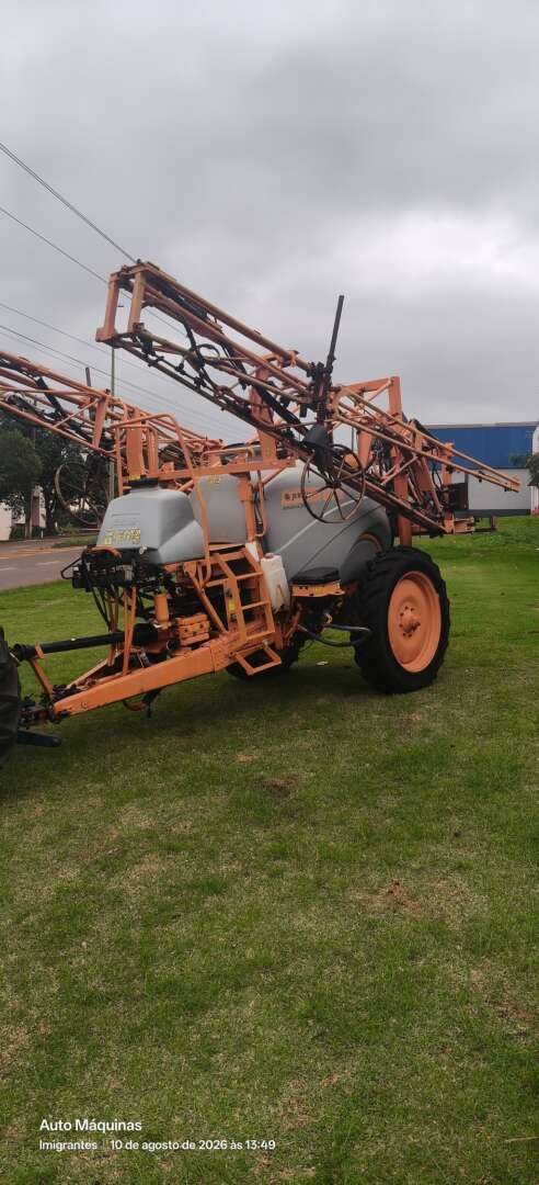PULVERIZADOR JACTO ADVANCE 3000 AM21 ANO 2010 de Auto Máquinas Palotina no Paraná