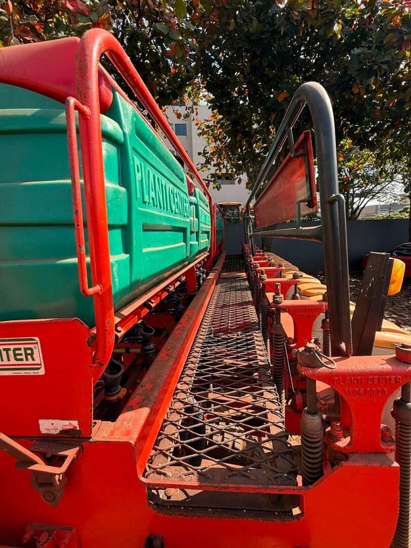 PLANTADEIRA PLANTI CENTER TERRACU’S 13000 ANO 2010 de Auto Máquinas Palotina no Paraná