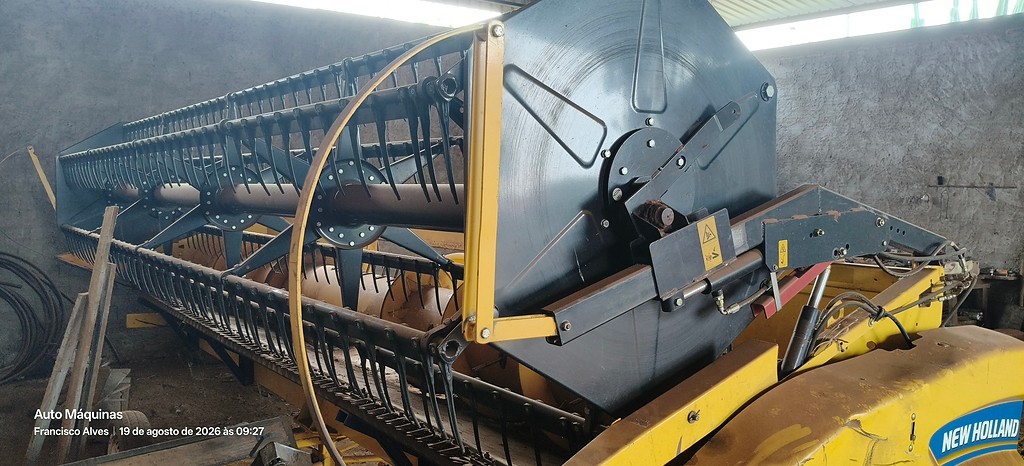 COLHEITADEIRA NEW HOLLAND TC 5070 ANO 2018 de Auto Máquinas Palotina no Paraná