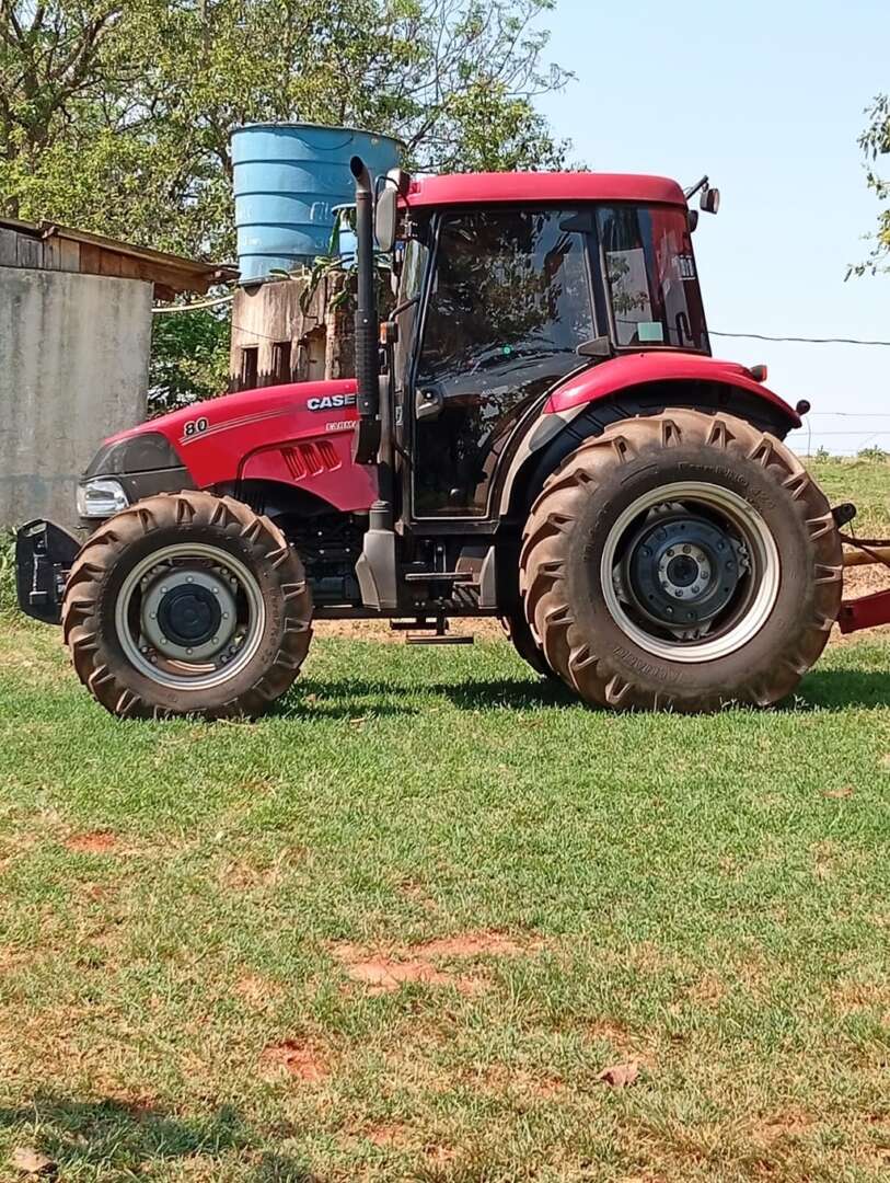 TRATOR CASE CASE Farmall 80 ANO 2019 de Auto Máquinas Palotina no Paraná
