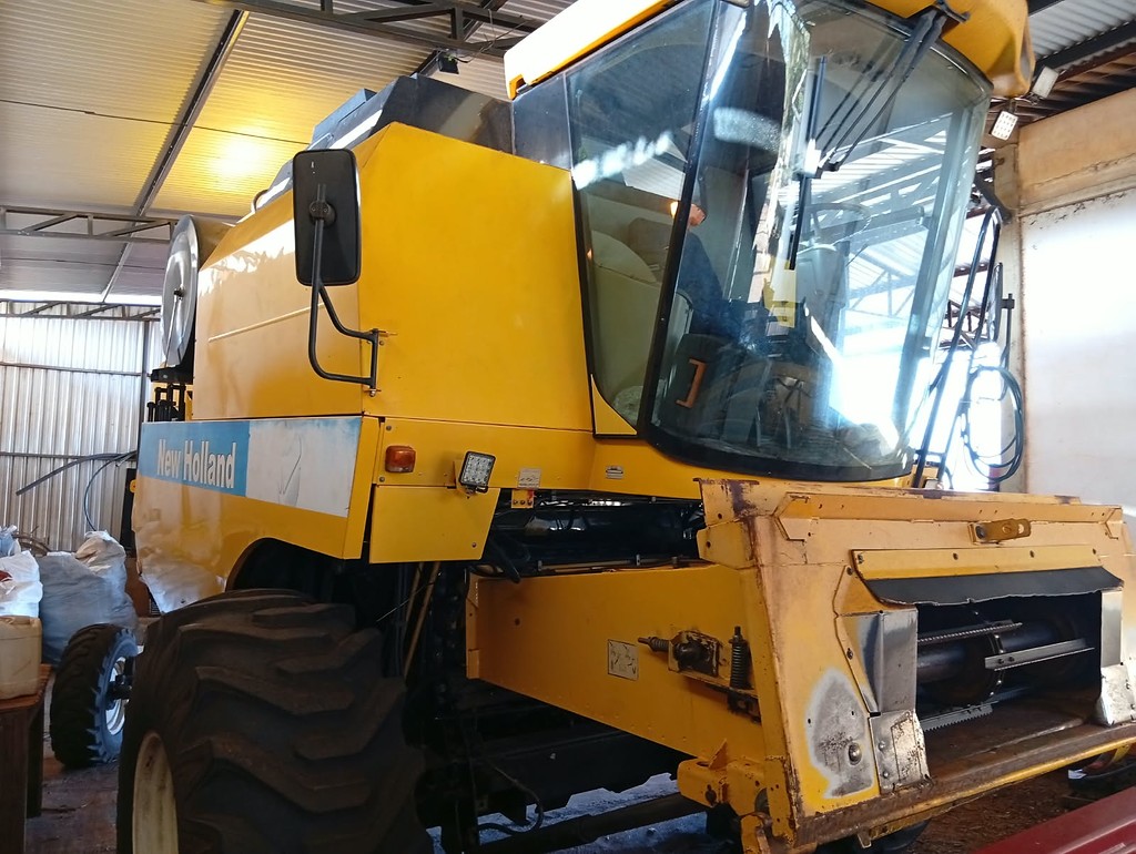 COLHEITADEIRA NEW HOLLAND TC 5070 ANO 2009 de Auto Máquinas Palotina no Paraná