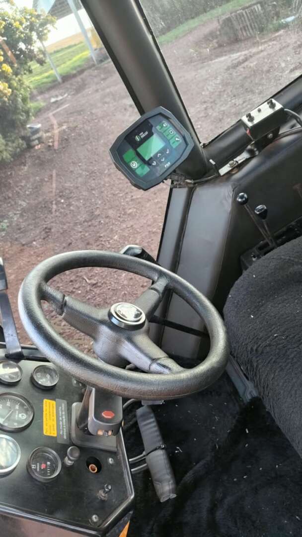 TRATOR VALMET VALMET 1180 ANO 1993 de Auto Máquinas Palotina no Paraná