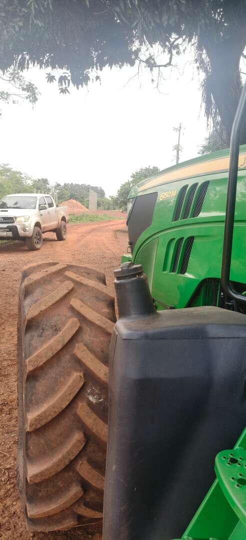 TRATOR JOHN DEERE JOHN DEERE 6150 ANO 2023 de Auto Máquinas Palotina no Paraná
