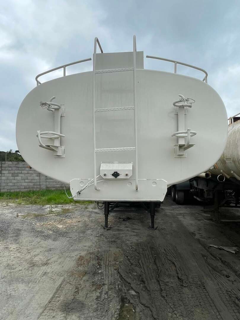 Carreta BITREM TANQUE AÇO Noma ANO 1995 6 Eixos de Jeff Caminhões e Carretas no Paraná
