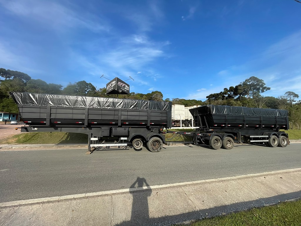 Carreta RODOTREM BASCULANTE Facchini ANO 2022 9 Eixos de Jeff Caminhões e Carretas no Paraná