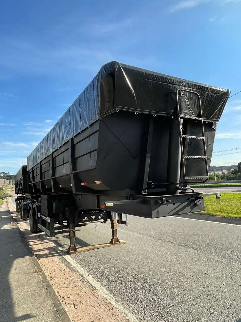 Carreta RODOTREM BASCULANTE Facchini ANO 2022 9 Eixos de Jeff Caminhões e Carretas no Paraná
