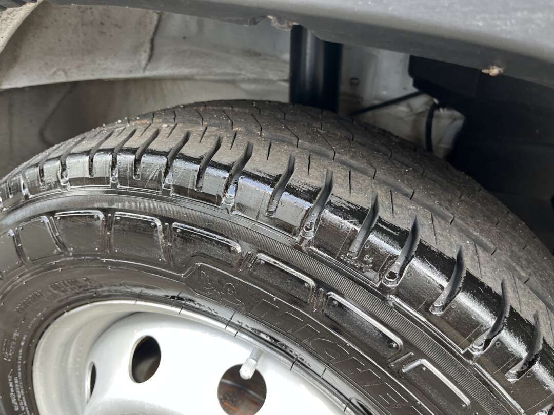 Caminhão ·UTILITÁRIO FIAT DUCATO MAXICARGO 2.3 Baú Furgão ANO 2019 de Oto Junior Caminhões no Paraná