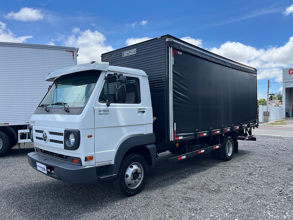 Caminhão VOLKSWAGEN VW 9150 Baú Sider ANO 2011 de Oto Junior Caminhões no Paraná