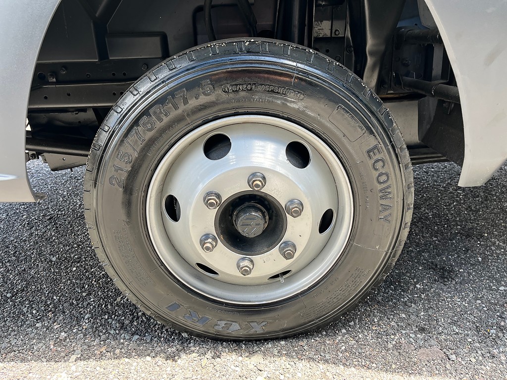 Caminhão VOLKSWAGEN VW 9150 Baú Sider ANO 2011 de Oto Junior Caminhões no Paraná