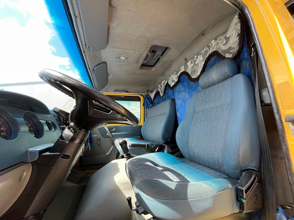 Caminhão VOLKSWAGEN VW 5140 Boiadeiro ANO 2006 de Oto Junior Caminhões no Paraná