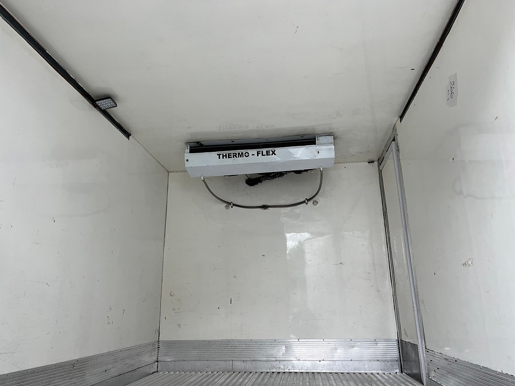 Caminhão IVECO DAILY 35-160 Baú Frigorífico ANO 2022 de Oto Junior Caminhões no Paraná