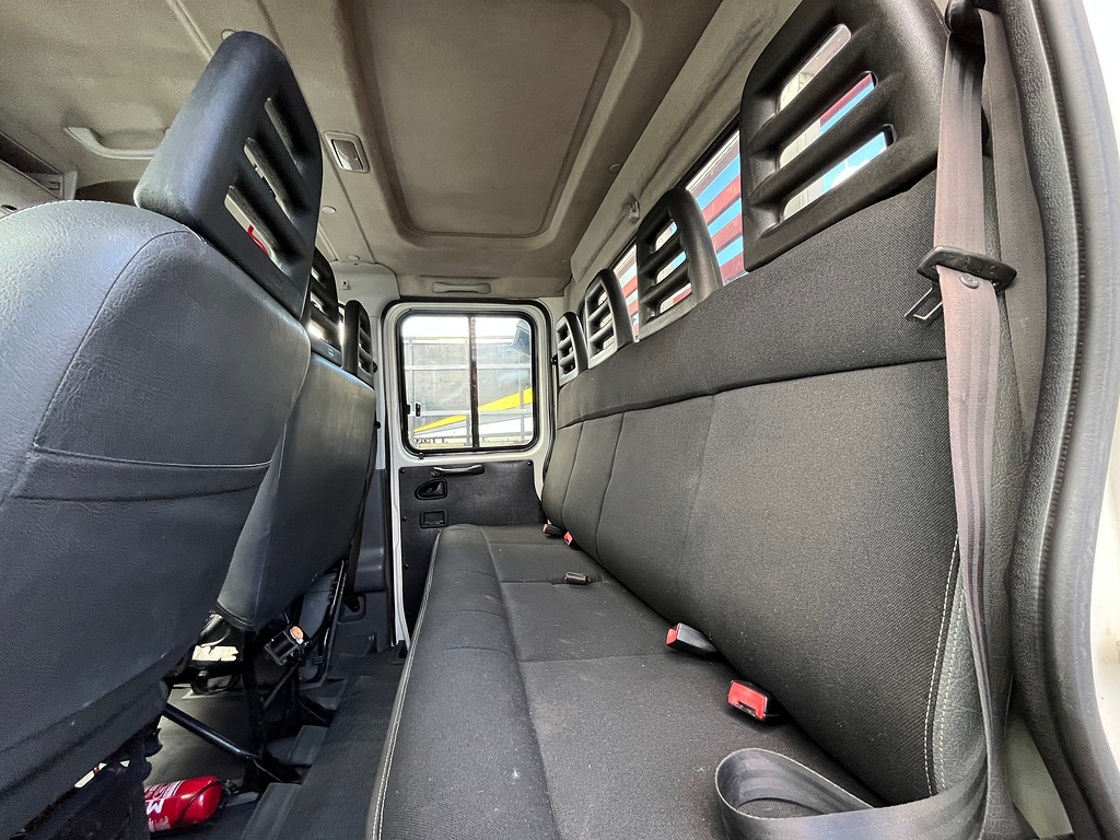 Caminhão IVECO DAILY 70c17 Carroceria ANO 2014 de Oto Junior Caminhões no Paraná