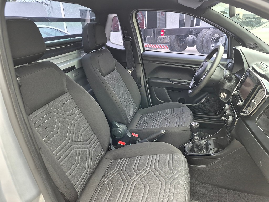 Caminhão ·UTILITÁRIO FIAT STRADA Varredeira ANO 2023 de Oto Junior Caminhões no Paraná