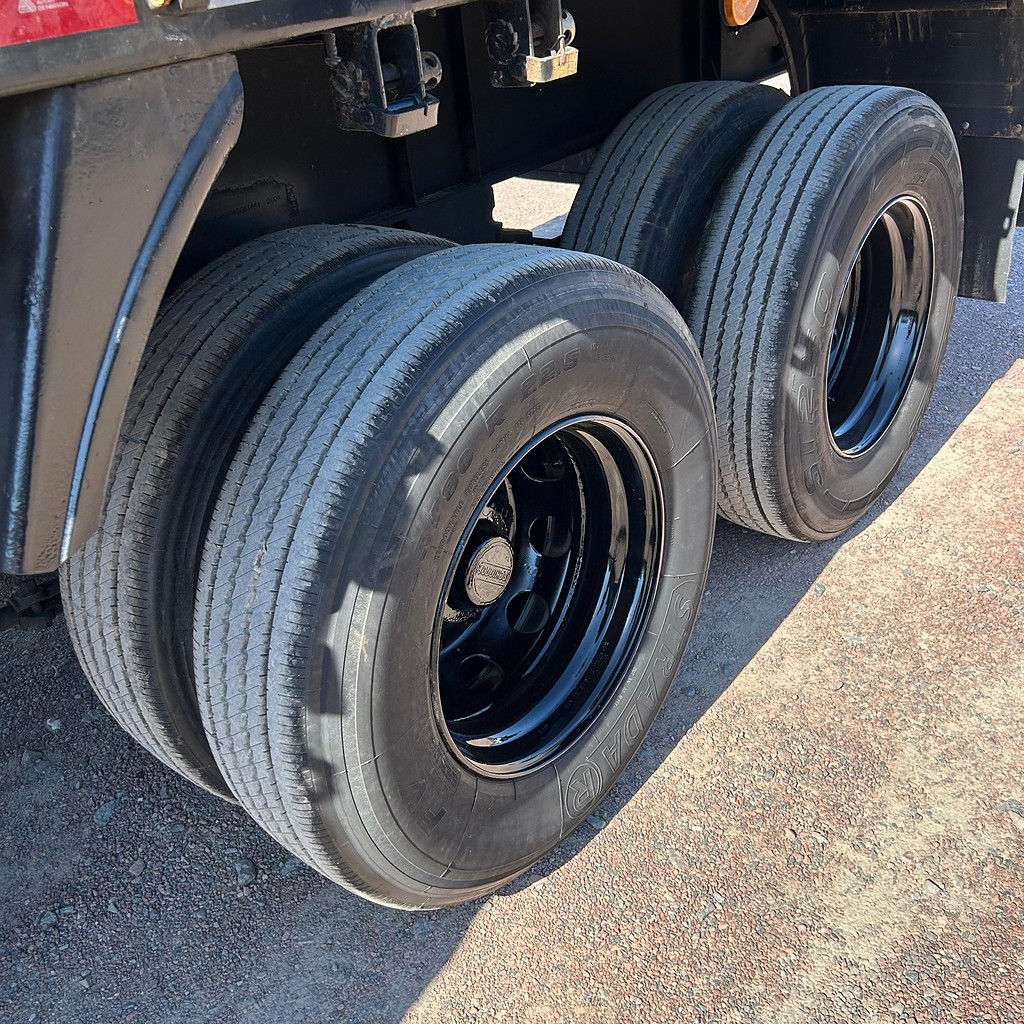 Caminhão SCANIA 112 360 Guincho Munck 1991 de Patio 201 Caminhoes e Carretas no Paraná